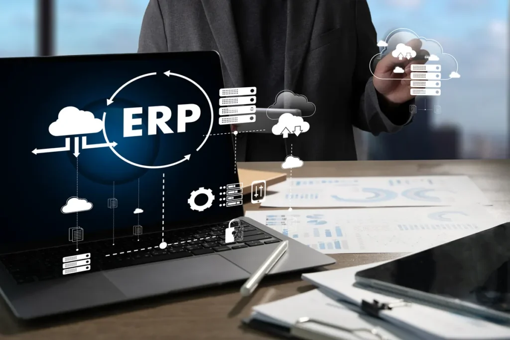 Logiciel de gestion intégré (ERP) sur ordinateur portable